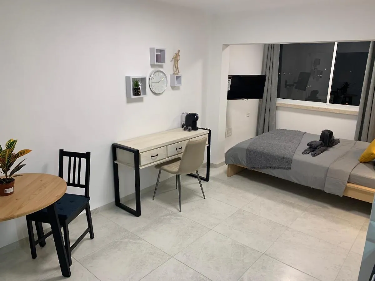 Apartment Maya New Guest House -Panoramic Sea&Citycentre View, Haifa