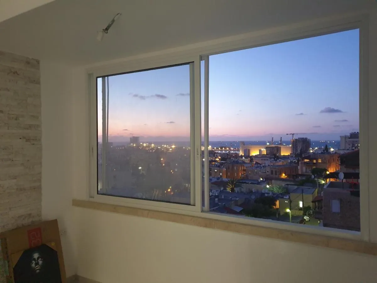 Maya New Guest House -Panoramic Sea&Citycentre View, Hayfa Daire