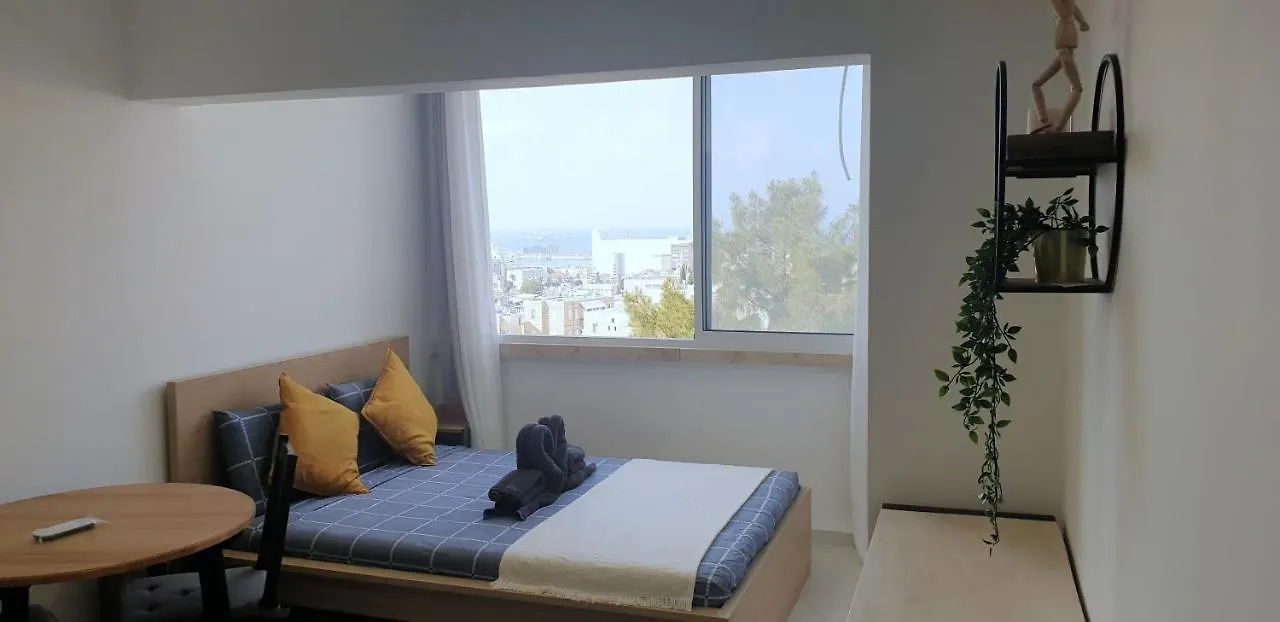 Maya New Guest House -Panoramic Sea&Citycentre View, Hayfa 0*,